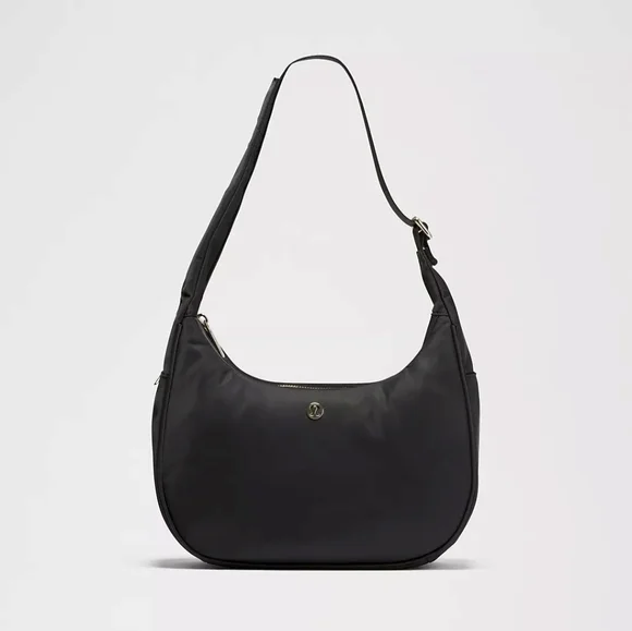 Lululemon City Essentials Shoulder Bag 4L Black NWT - Picture 7 of 15